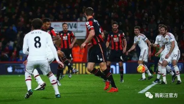 从乒坛大魔王到家庭主妇，张怡宁一身名牌买菜，结婚后被宠成宝