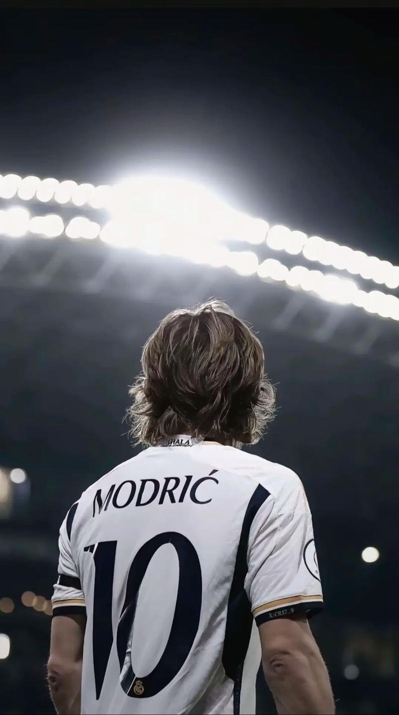 首球来了又没！维尔茨13场0球0助 却已取代萨拉赫称王