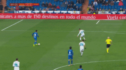 记者：齐尔克泽有可能会离队，曼联有信心从他身上收回转会费