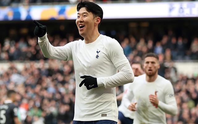 欧冠近11战打进12球，劳塔罗当选国米2-1凯拉特队内最佳球员