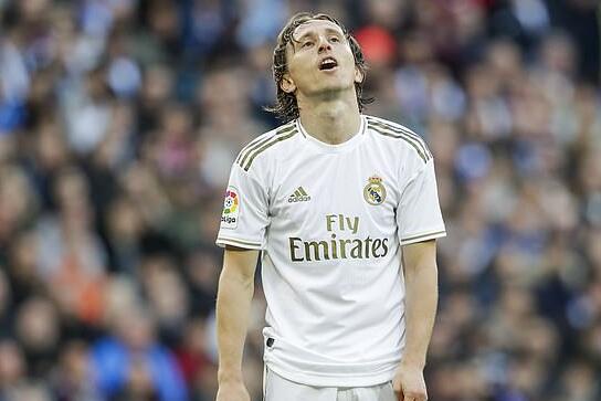 马克西空砍28+7+9，恩比德表现不佳，76人不敌湖人