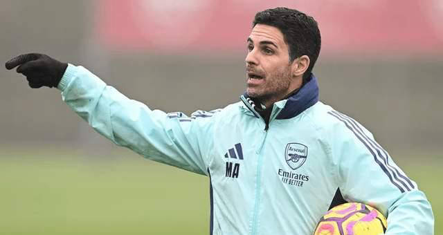 埃芬博格：希望未来乌尔比希成为拜仁一门，目前他是出色替补