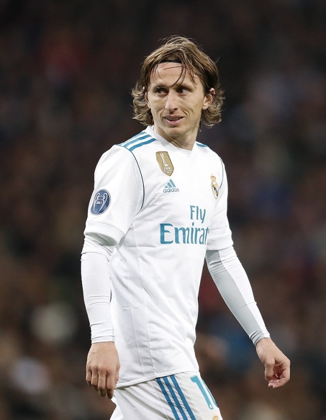 中场铁人再次踢满全场，体能状态亮眼